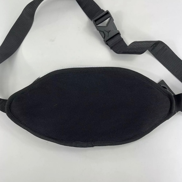 Nike Air Jordan Jumpman Logo Waist Fanny Pack - Picture 2 of 4